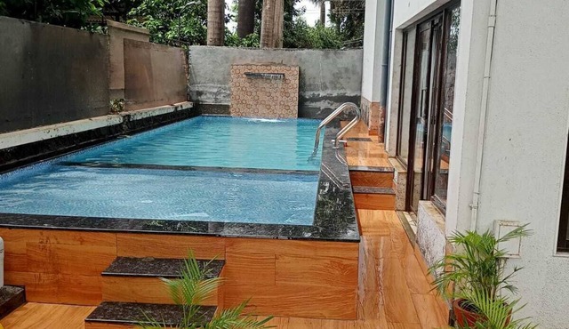 Lalit Hills Resort