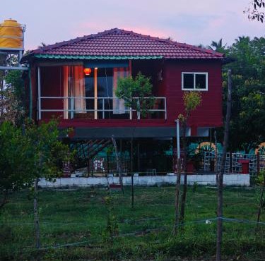 Lalitha Farm Stay