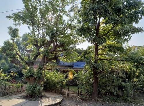 Lavish 1BHK OR 3BHK Rowhouse with Pvt garden, Lonavala city