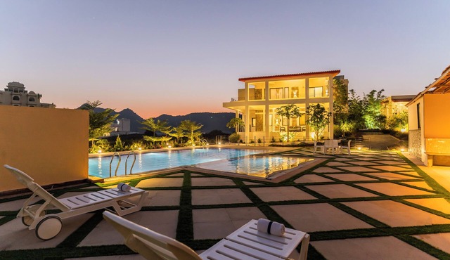 Lavish 5BHK Villa with Grand Garden, Private Pool & Elite Amenities