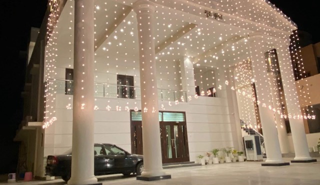 Lavish 6 bedroom house in the heart of the city