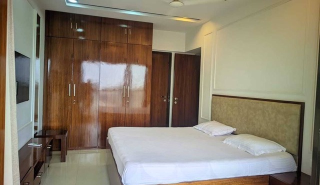 Lavish and cozy, 2-bedroom apartment in Malad West, opposite Infinity 2 mall.
