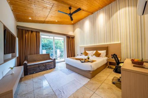Leafy Lush Resort and Spa