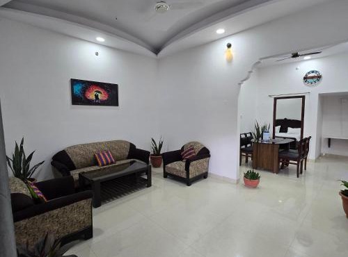 Leela home stay -Jabalpur - Luxury 2BHK apartment-N1