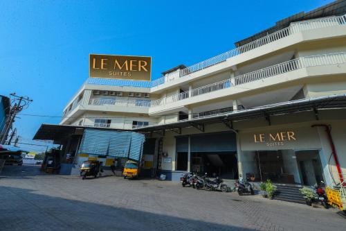 LEMER SUITES