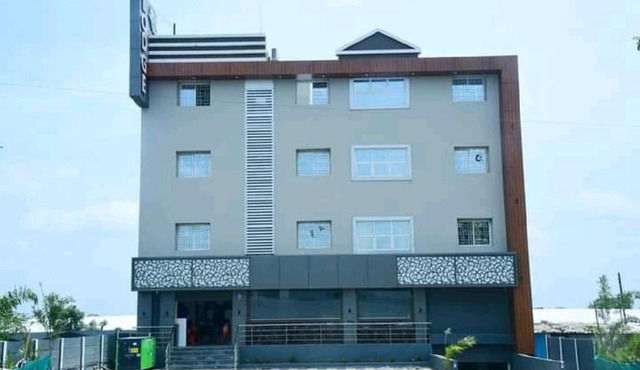Lemon Wood Lodge