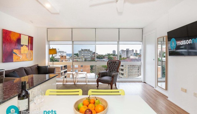 Light Filled 1BR Retreat with Car Park & Pool