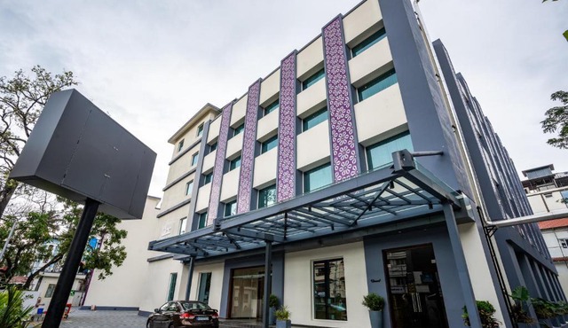 Lilac Hotel Guruvayur