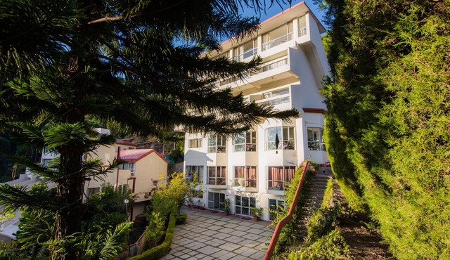 LivingStone Misty Mountains Resort Deluxe Room