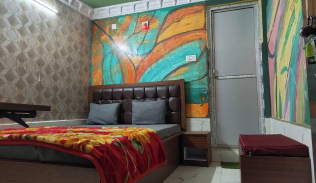 Lodge in Kharagpur Alankar