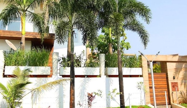 Lonavla kaki villa