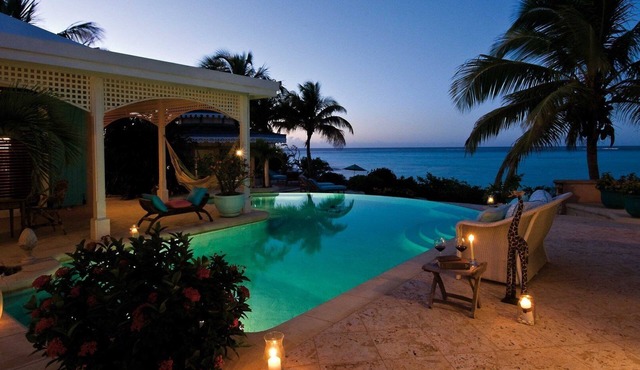 looking new and full furnish with swiming pool