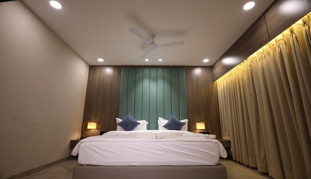 Lords Eco Inn Navsari