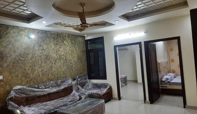 Lovely 2 Bedroom +Hall + Kitchen+ 2 Bathroom Flat