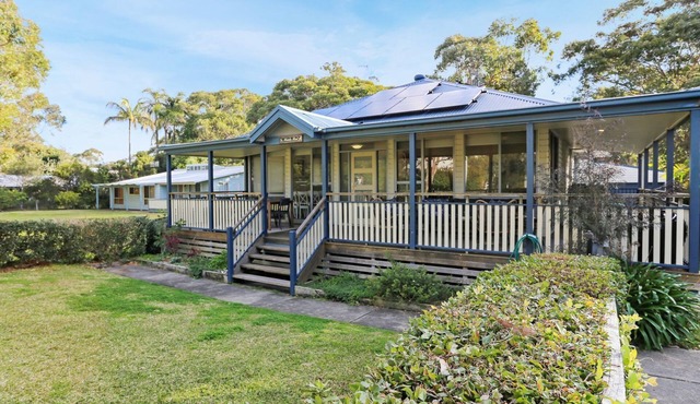 Lovely Pet Friendly Beach House in Hawks Nest