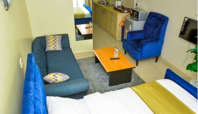 Lovely Serviced Studio Apartment No. M406 in Ruaka