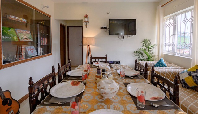 Luxe Family Villa with Wi-Fi, 5 mins from Tourist Attractions!