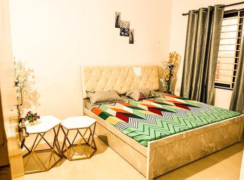 LuxeBnb Bhopal