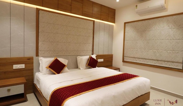 LUXIE INN MALABAR