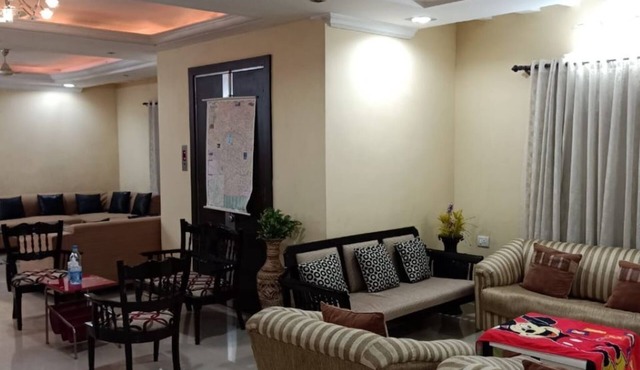 Luxurious 4 Bedroom Entire Apartment