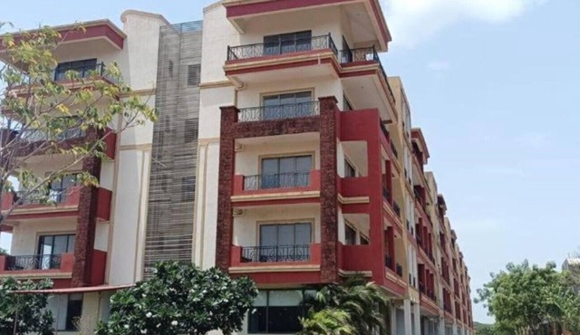 Luxurious 4BHK Flat & Apartment with King Size Bed near Bambolim Beach Goa