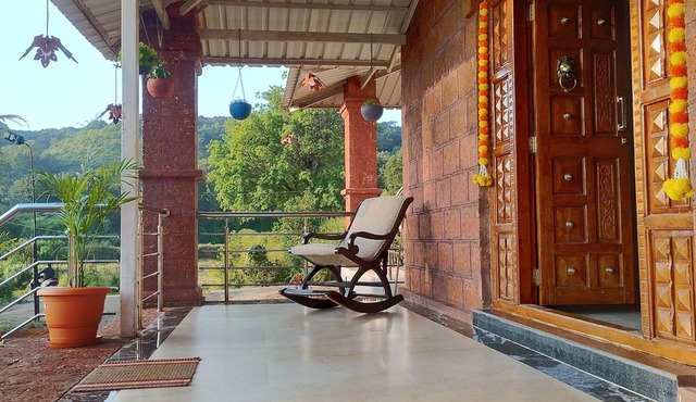 Luxurious 5-bedroom villa in Mahabaleshwar with AC, WiFi