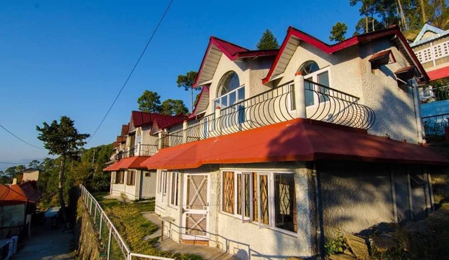 Luxurious 7BHK Bungalow @ Ranikhet by Planacation