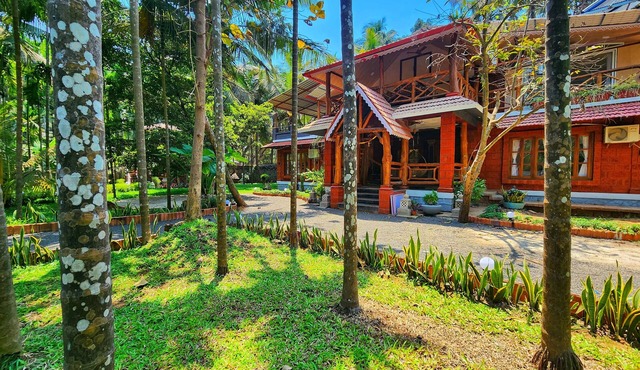 Luxurious Wood Villa At Alibaug Beach Pet Friendly