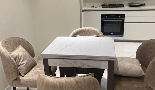 Luxury 1-Bed , living and Kitchen in Bengaluru, Kannuru