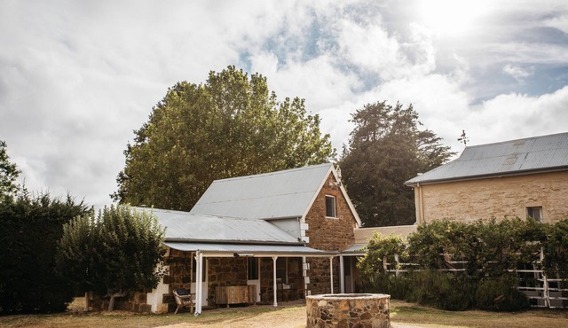 Luxury 1830s Kippilaw Schoolhouse Farmhouse