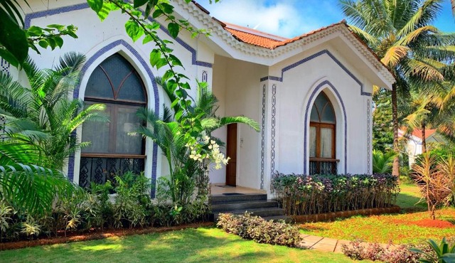 Luxury 2 BHK Villa with Swimming Pool, Garden & Lake View