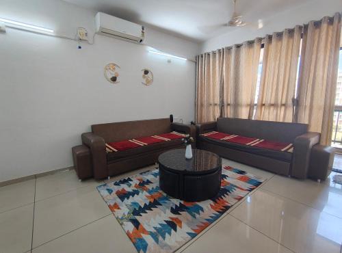 Luxury 3 BHK furnished flat in Vadodara