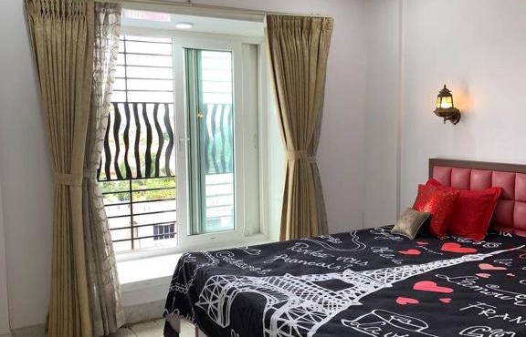 Luxury 3BHK Aprtmnt City View Balcony HSpeed Wifi Free Parking