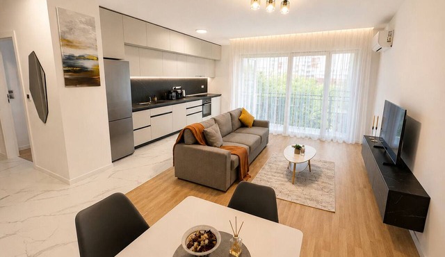 Luxury Apartment at Nord One-City Center-Free Private Parking