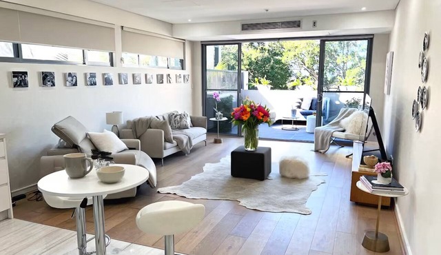 Luxury Apartment Bellevue Hill walk to Bondi Beach