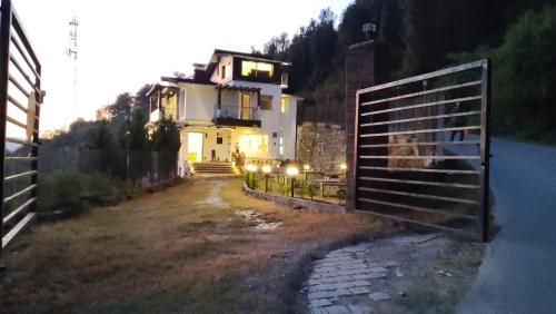 Luxury Chalet Villa