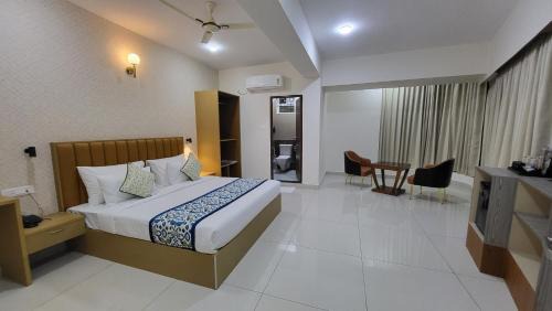 Luxury Hotel Brookfield ITPL main road Bangalore