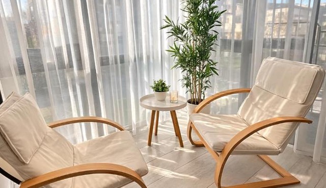 Luxury Modern Apartment Near Mall Moldova