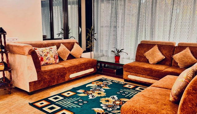 luxury mountain and dam view, family friendly with huge swimming pool villa.