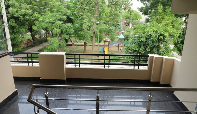 Luxury, Peaceful and well Manage Apartment - Just 10-15 mins in Amritsar