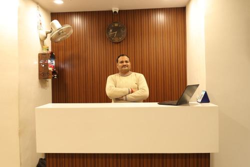 LUXURY ROOMS By HOTEL HARI PALACE
