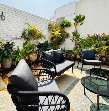 Luxury Vintage 3bhk Penthouse