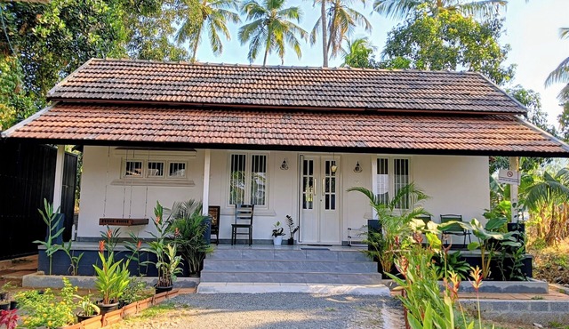 Maatam Premium Homestay - 1 BHK Kerala Village Homestay with open verandah