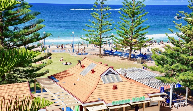 Mad Monkey Coogee Beach Hostel