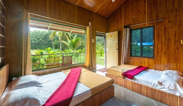 Maha Rathnam stay