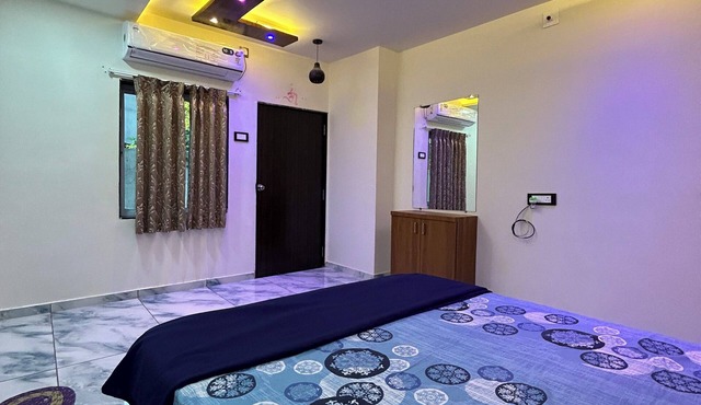 Mahadev Home Stay