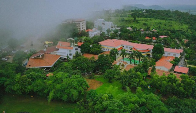 Manas Lifestyle Resort Igatpuri