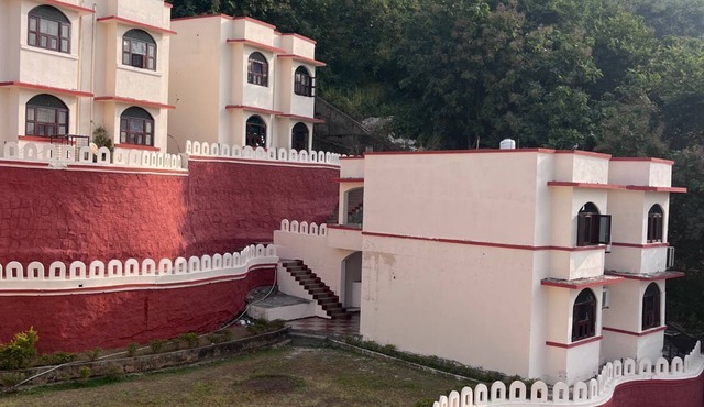 Mangal Murti Hotels Pvt. Ltd.