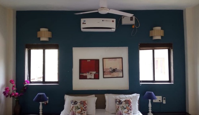 Mango Beach House Kihim Alibaug