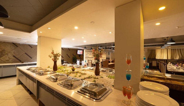 Manish Aura Grand in Vadodara